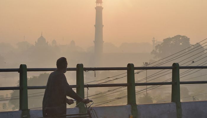 Smog, Lahore, Health, hospital, WHO, pollution, MET, 3343 Air Quality Index