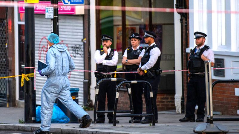 Four Injured in Shooting in London Police