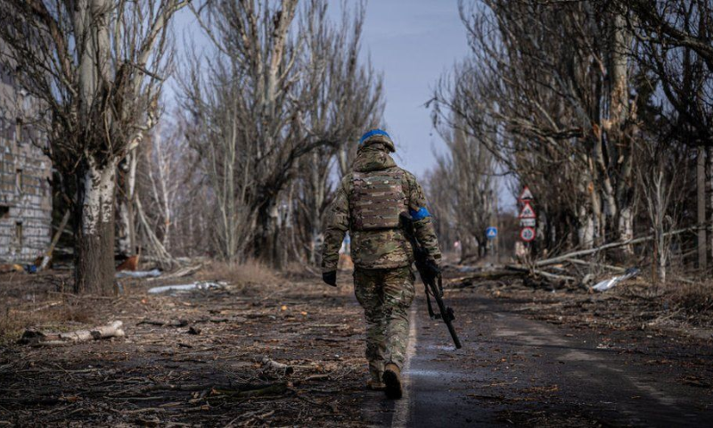 Hundreds of Russian Troops Killed or Injured in Bakhmut: Ukrainian Military Official