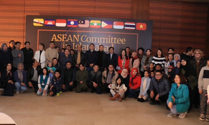 ASEAN 04