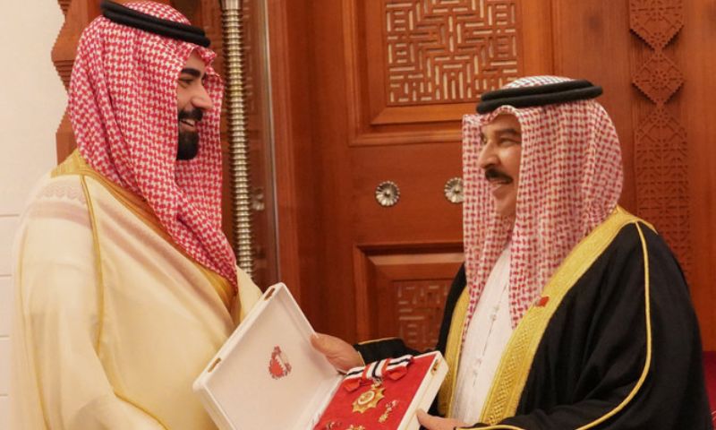 Bahrain, King, Saudi, Ambassador, Order of Bahrain-First Class, Saudi Arabia, Relations, Gulf, Crown Prince, King Hamad,