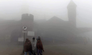 Lahore Shivers in Record Cold as Punjab Battles Thick Fog