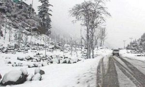 Northern, Pakistan, White, Receiving, First, Snowfall