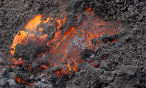 Lava from Iceland Volcano Continues to Advance: Report
