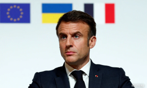 Macron Warns Against Limiting Support for Ukraine