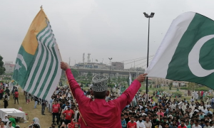 Pro-Pakistan Posters Resurface in IIOJK Ahead of Pakistan Day