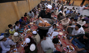 Ramadan Charity Helps Poor People in Pakistan