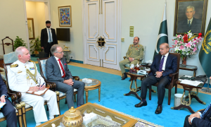Australian High Commissioner Calls on Pakistan's PM, Discuss Bilateral Ties