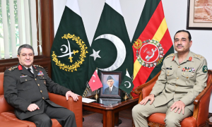 Commander Turkish Land Forces Calls on COAS, Discuss Defence Cooperation (1)