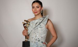 Mahira Khan Honored with 'Artist in Fashion' Award at The Emi Gala in Dubai