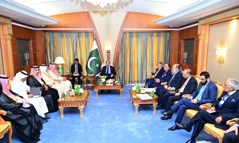 Riyadh : Saudi Minister for Finance H.E. Mohammad Al Jadaan calls on Prime Minister Muhammad Shehbaz Sharif on the sidelines of a Special Meeting of the World Economic Forum on 28 April, 2024.
