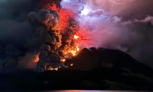 Indonesia, Volcano Eruption, Tsunami, Sea, Rescuers, Mount Ruang, Tourists, Fishermen, Volcanic Rocks, Navy