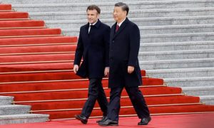 Chinese President Xi Arrives in France for State Visit