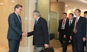 Pakistan Deputy PM Visits China